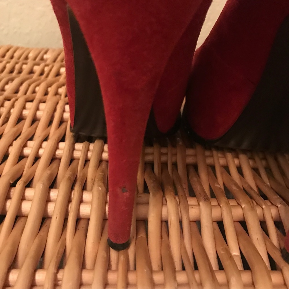 👠 GUESS Red Pumps - Picture 6 of 8
